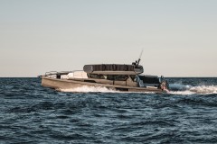 BRABUS Shadow 1500 Cross Cabin